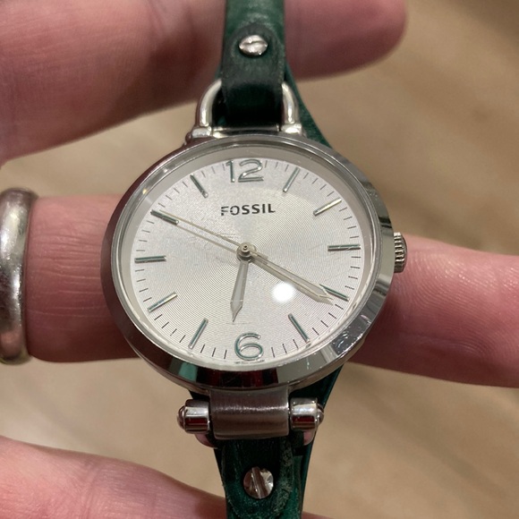 Fossil women’s watch - Picture 1 of 5